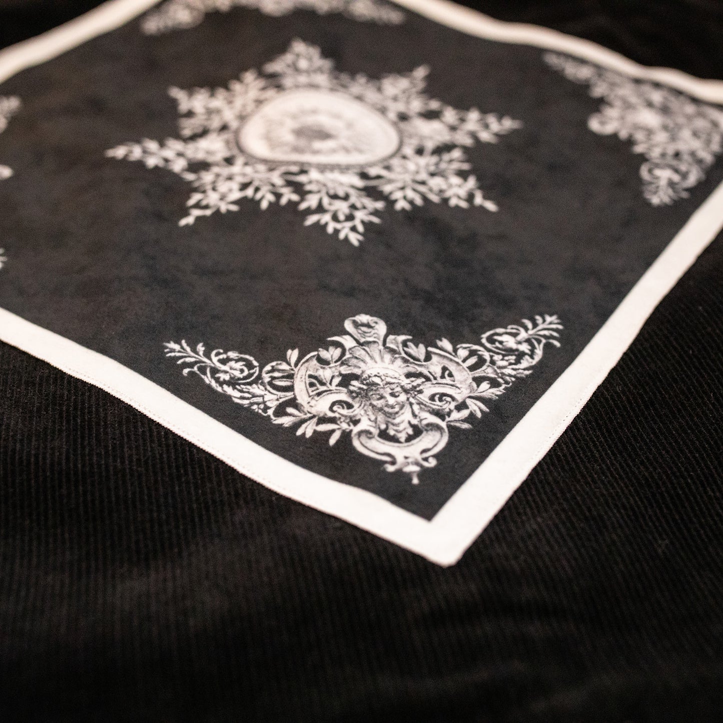 "ANGELS DE PLAFOND" CORDUROY SHIRT