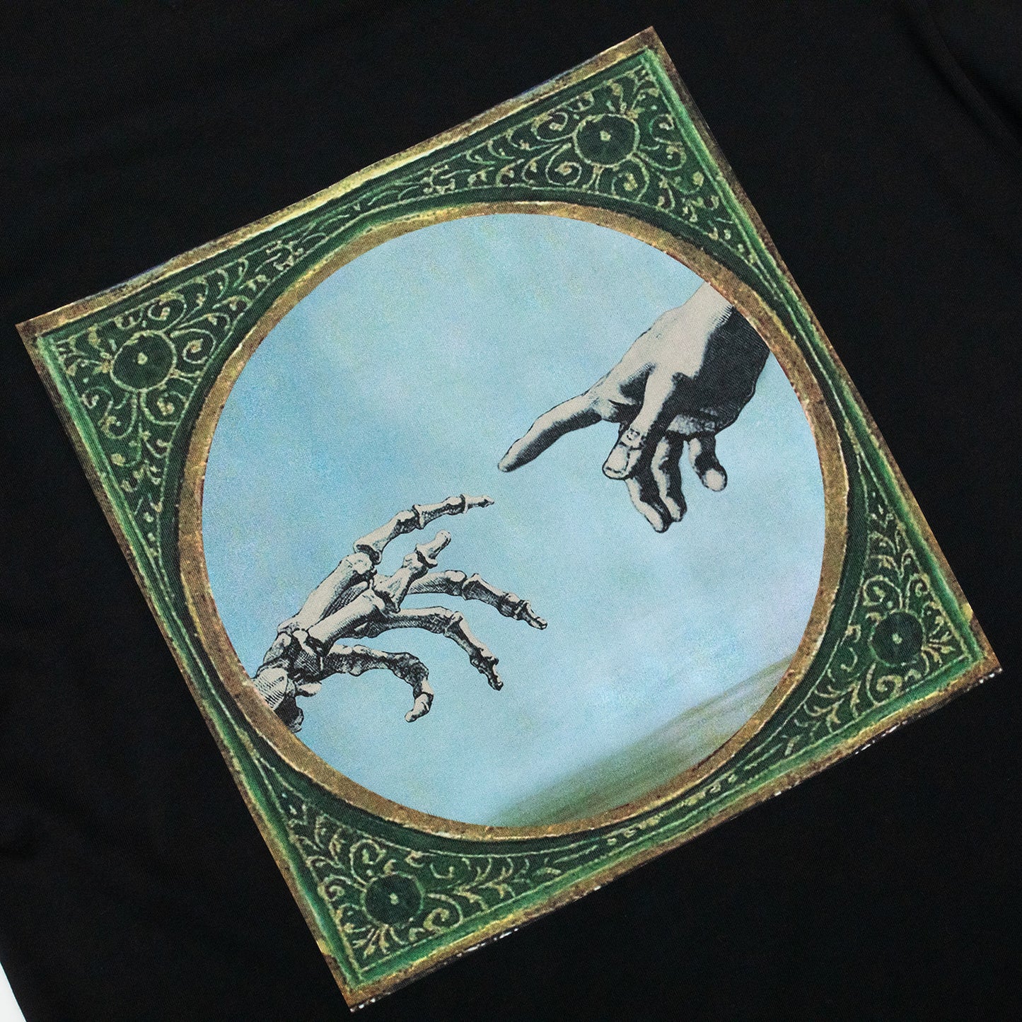 "DIVINE TOUCH" T-SHIRT - BLACK