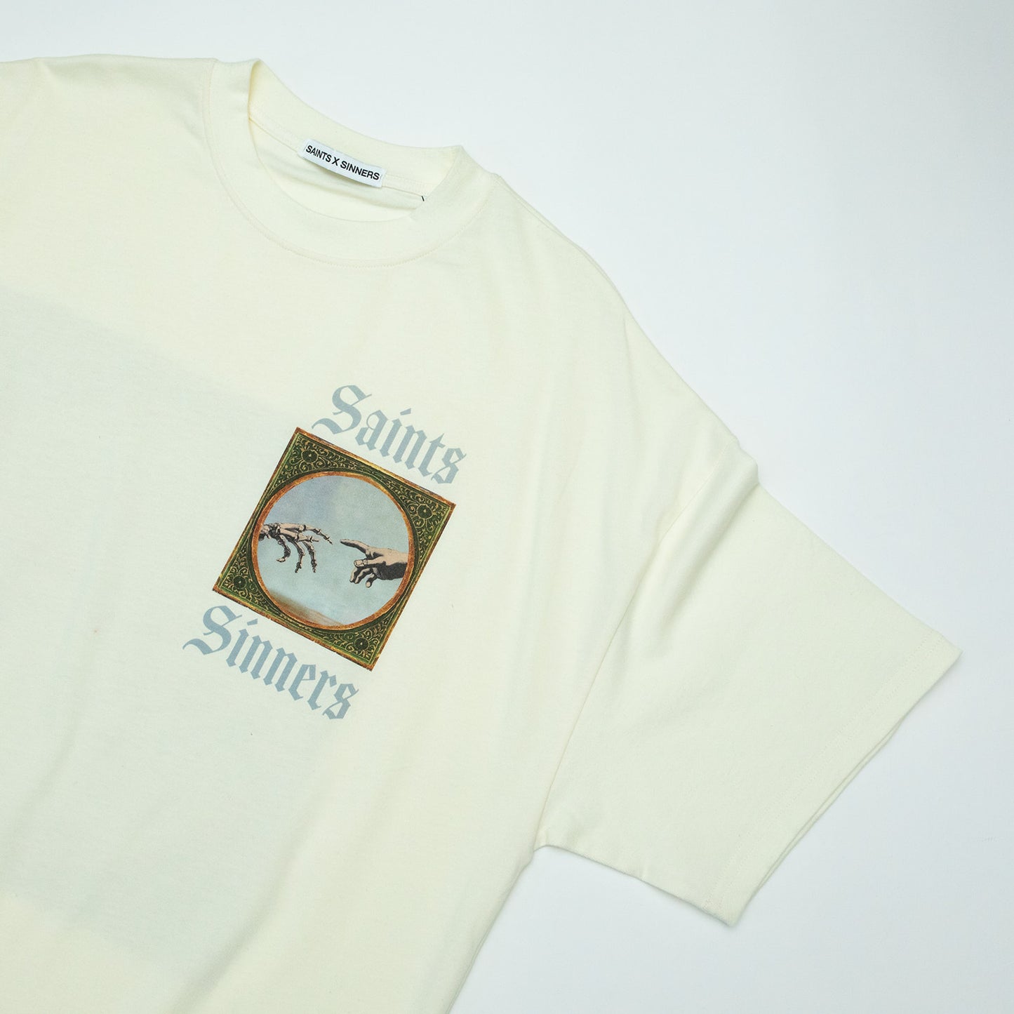 "DIVINE TOUCH" T-SHIRT - CREAM